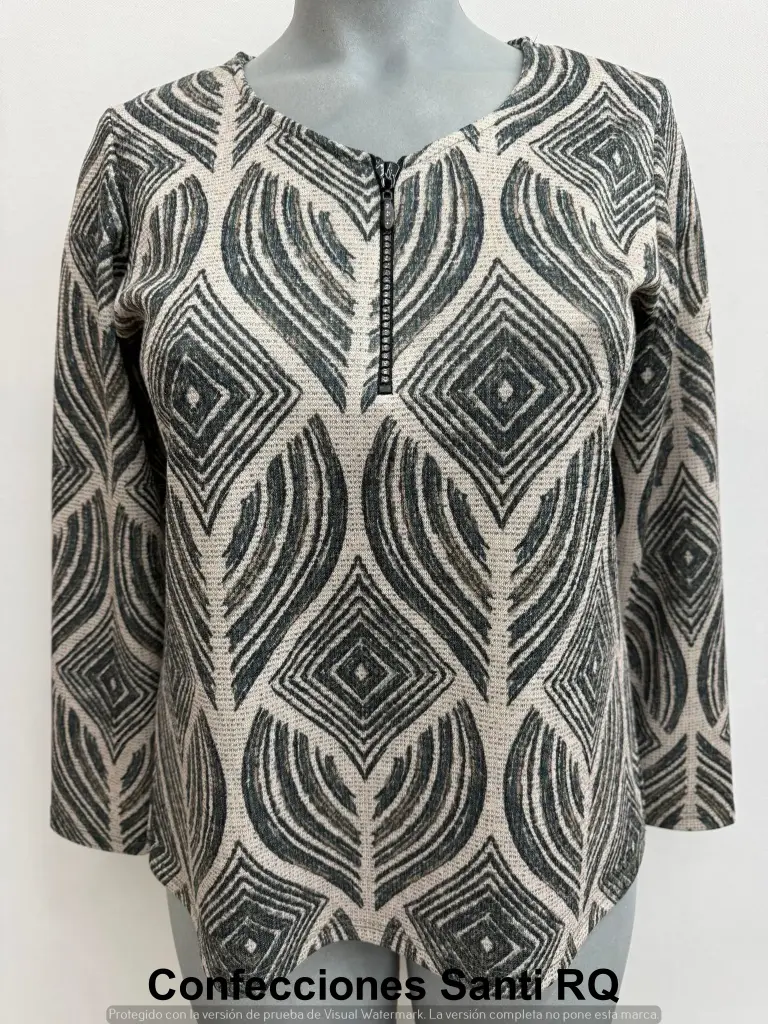 CAMISETA ESCOTE PICO CREMALLERA STRASS