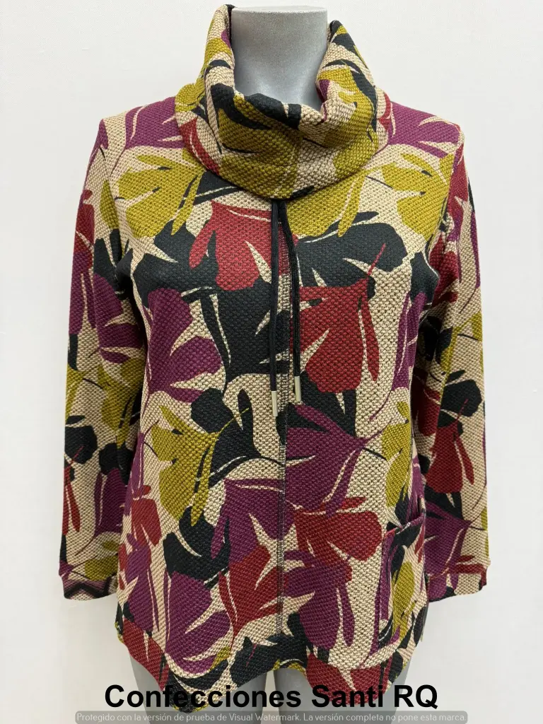 CAMISETA CUELLO MOBO ESTAMPADO