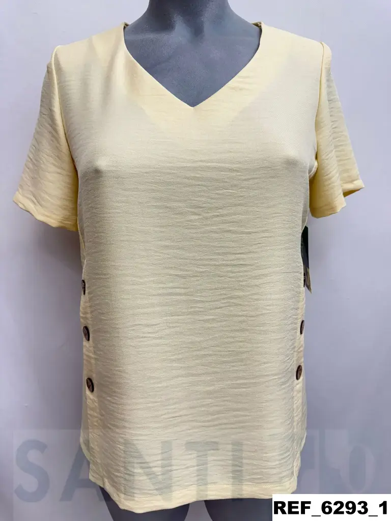 blusa botones lateral