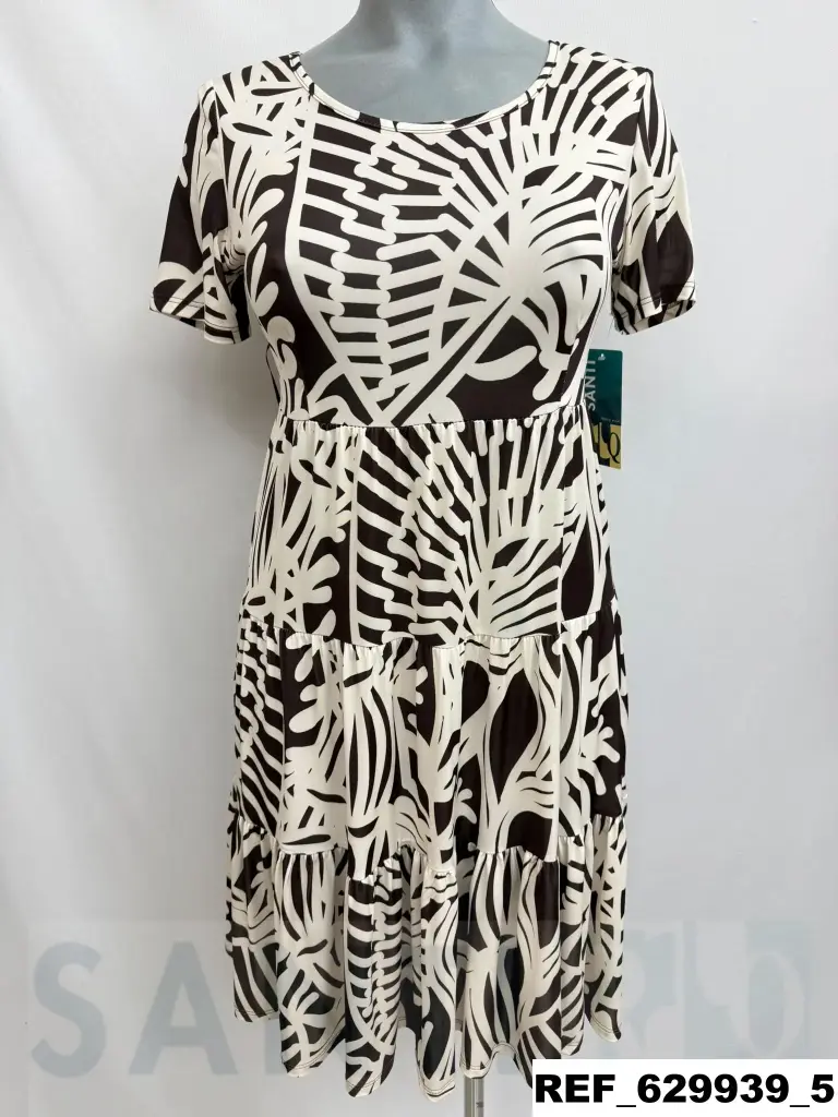 vestido tres volantes