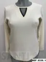 camiseta escote UVE puntilla
