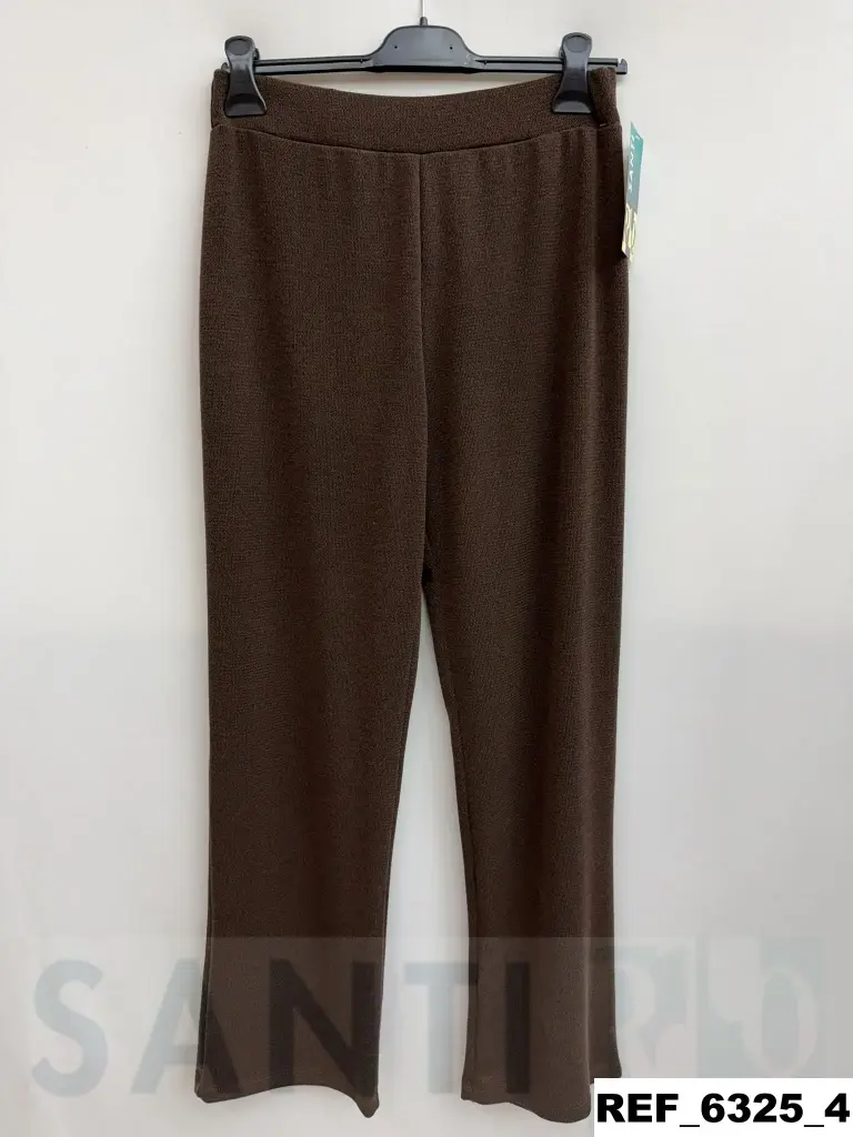 pantalon punto pata ancha