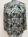 blusa pliegue escote