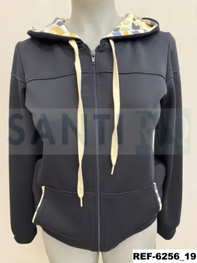[625600] sudadera lisa capucha estampada