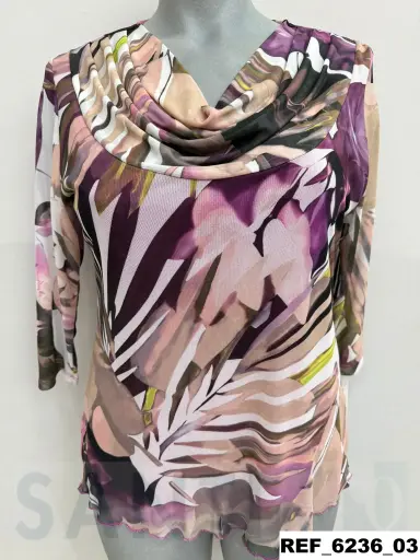 [623600] camiseta cuello drapeado 