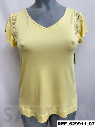 [629911] camiseta entredos  hombro sisa
