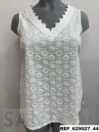 [629927] top bordado escote guipur