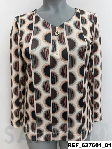 [637601] camiseta cremallera pico estampada